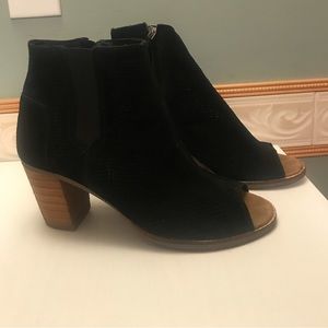 Tom’s booties with peep toe